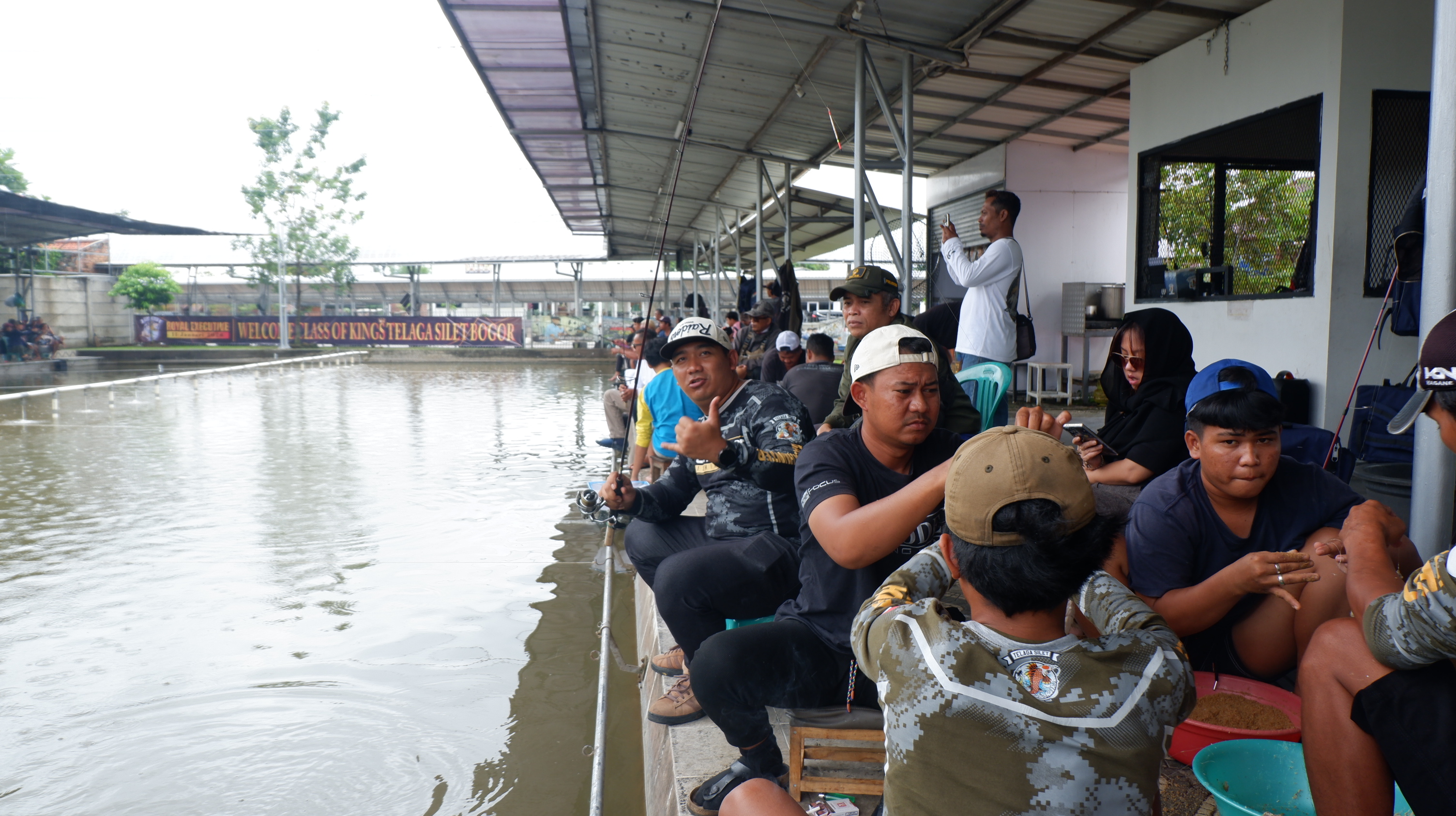 Kolam pelampungan Pemancingan Telaga Silet